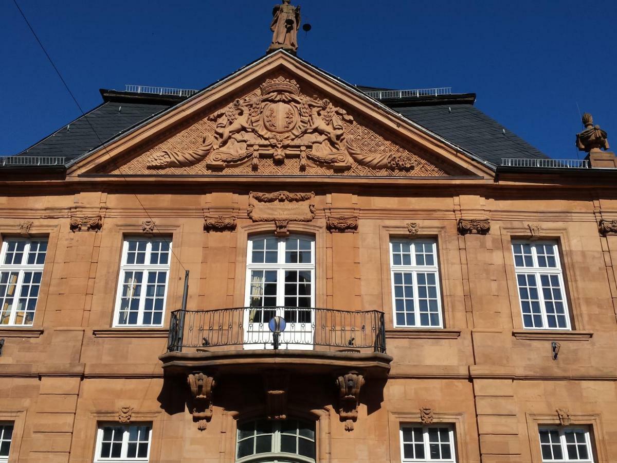 Moderne Wohnung In Barockem Altstadthaus Nahe Altstadt Und Radweg Blieskastel Kültér fotó